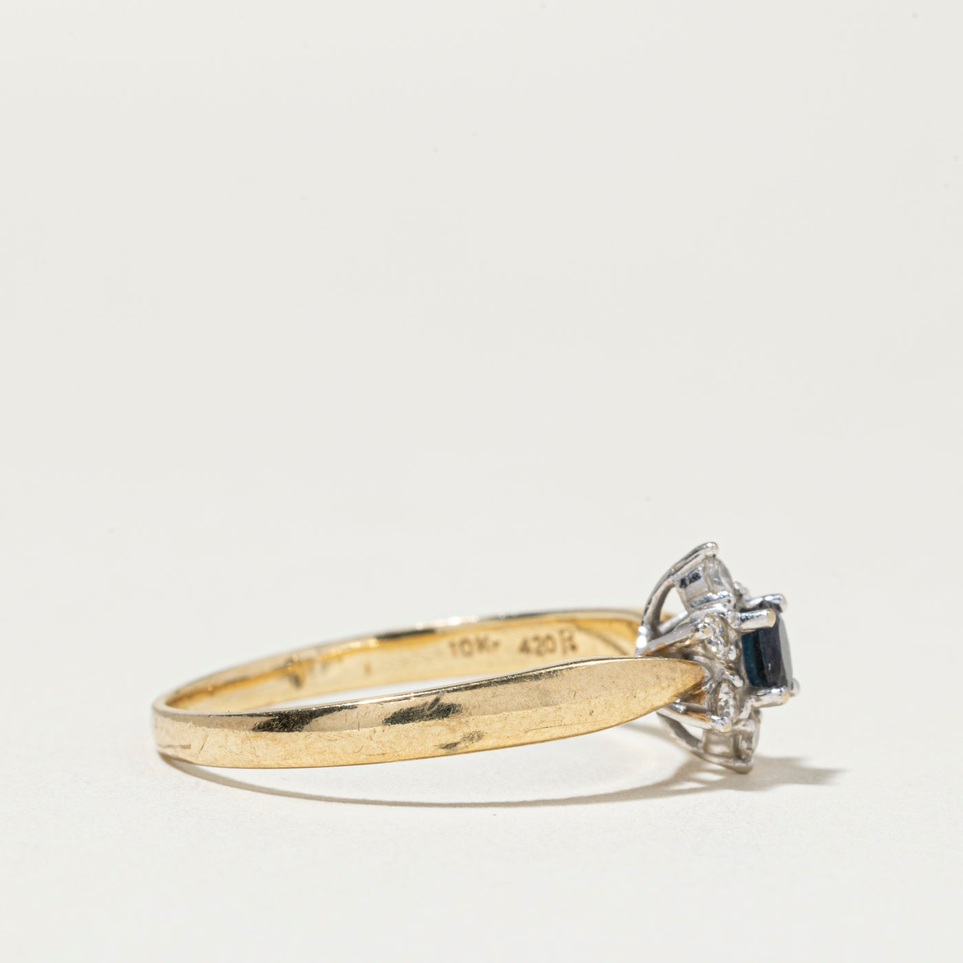 Oval Cut Sapphire & Diamond Petal Ring | SZ 7