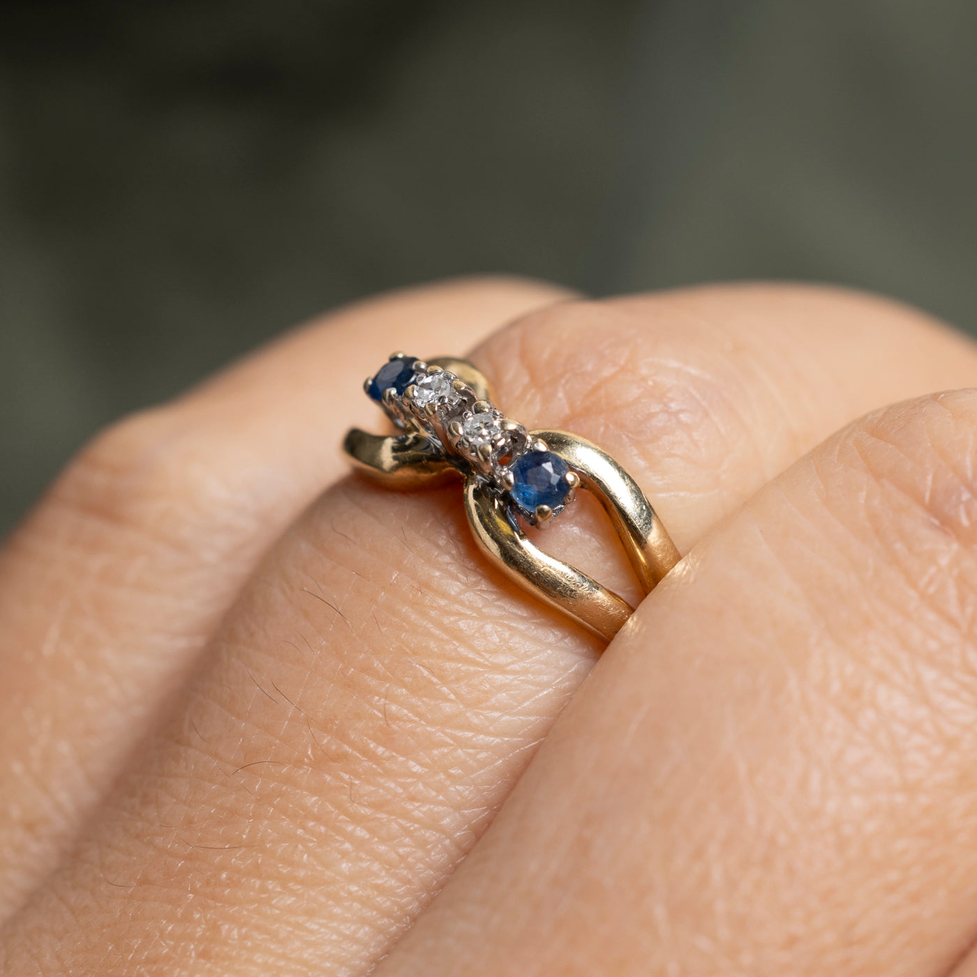 Diamond & Sapphire Double Buckle Ring | SZ 6