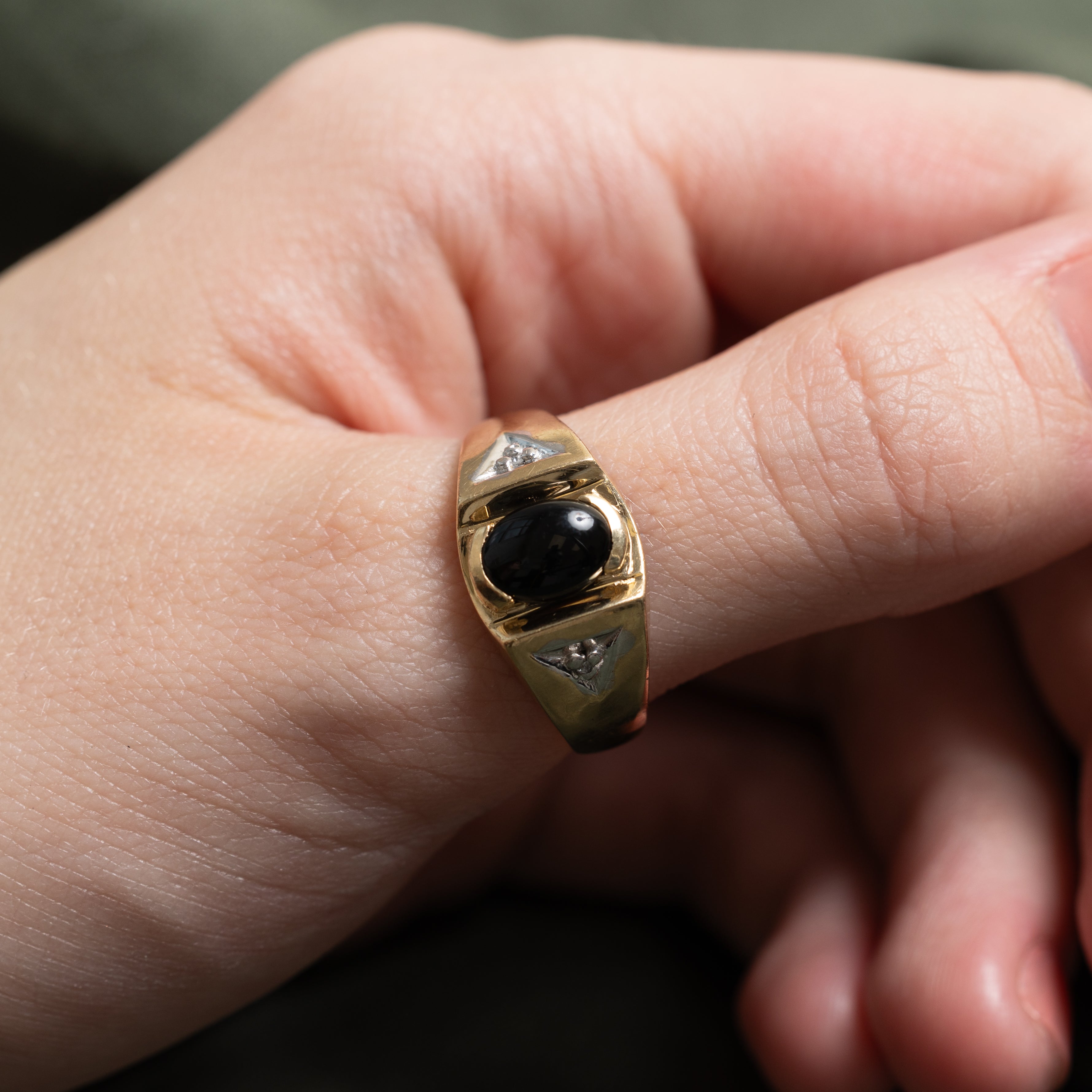 Oval Cabochon Onyx & Diamond Ring | SZ 9.75