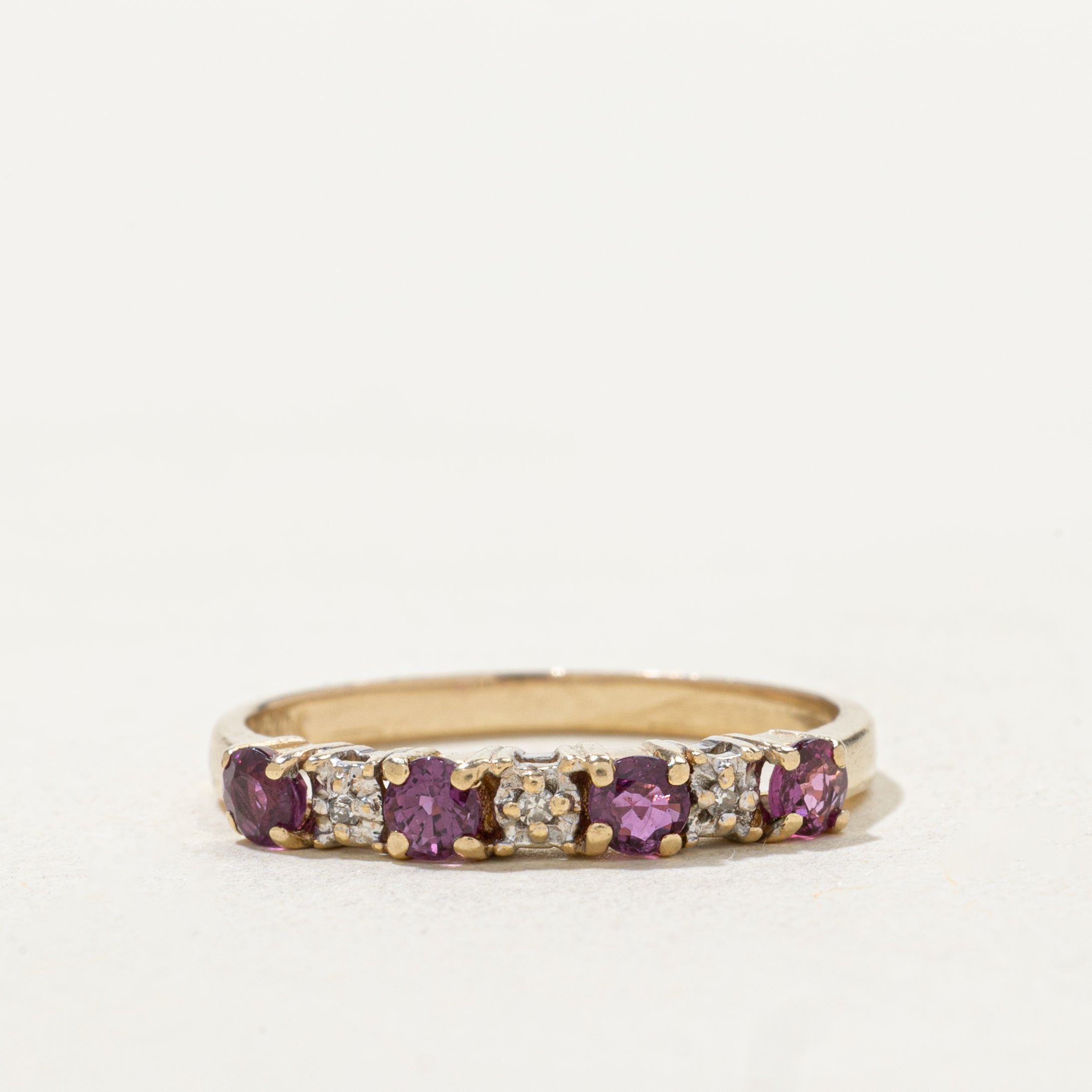 Bande semi-éternité diamant et rubis | Taille 6,25