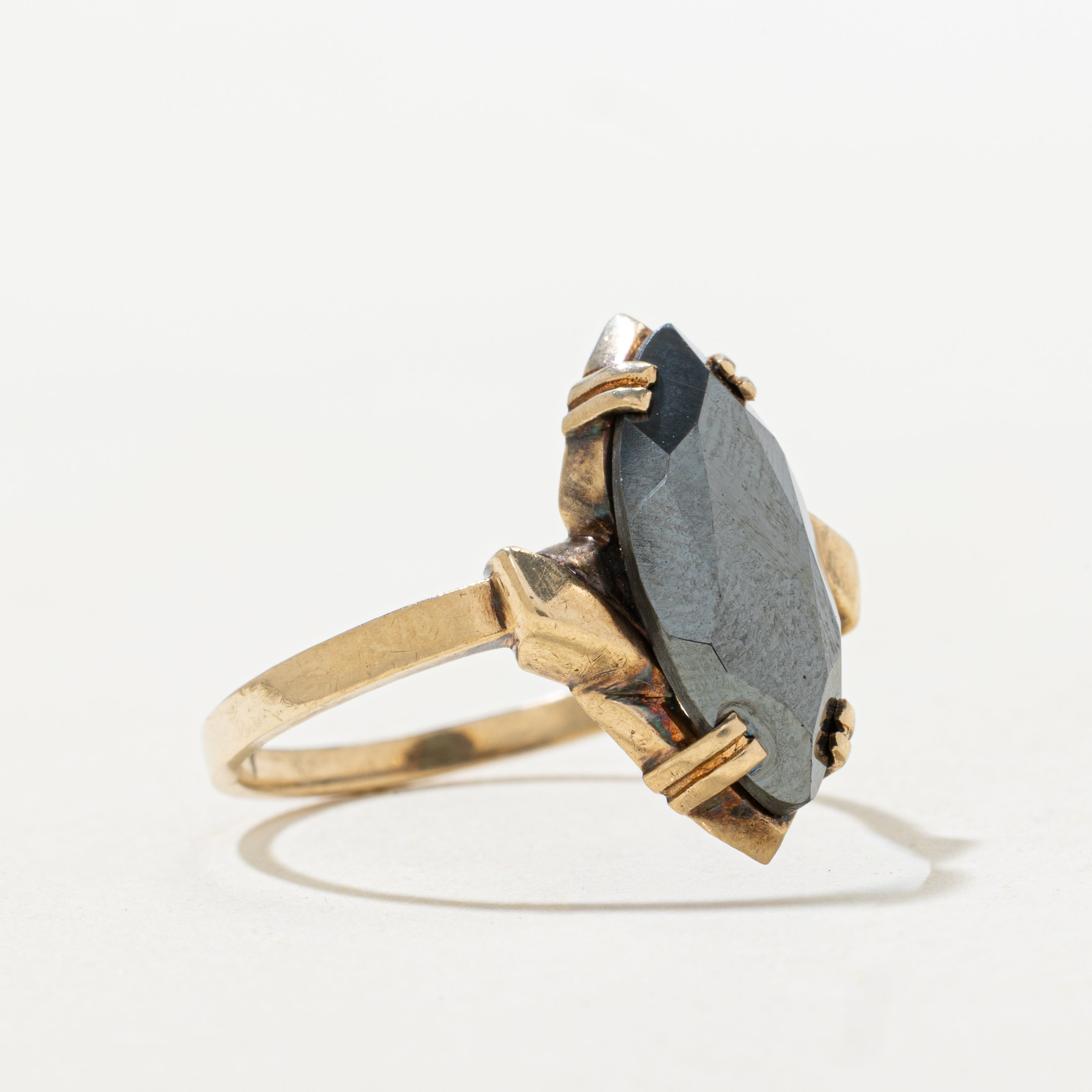 Bague Navette en hématite avec contournement | Taille 6,25