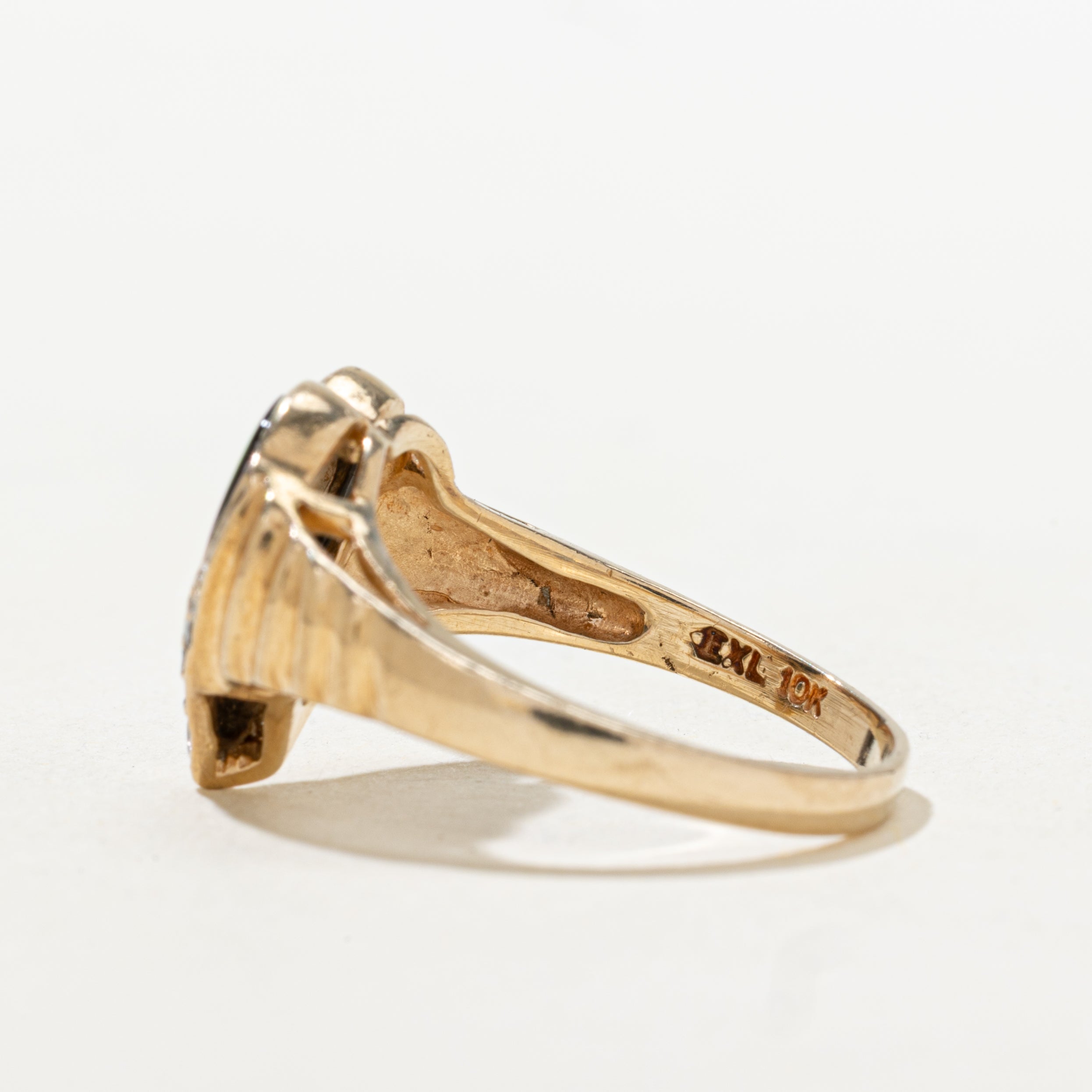 Onyx & Diamond Heart Grooved Signet Ring | SZ 7.75