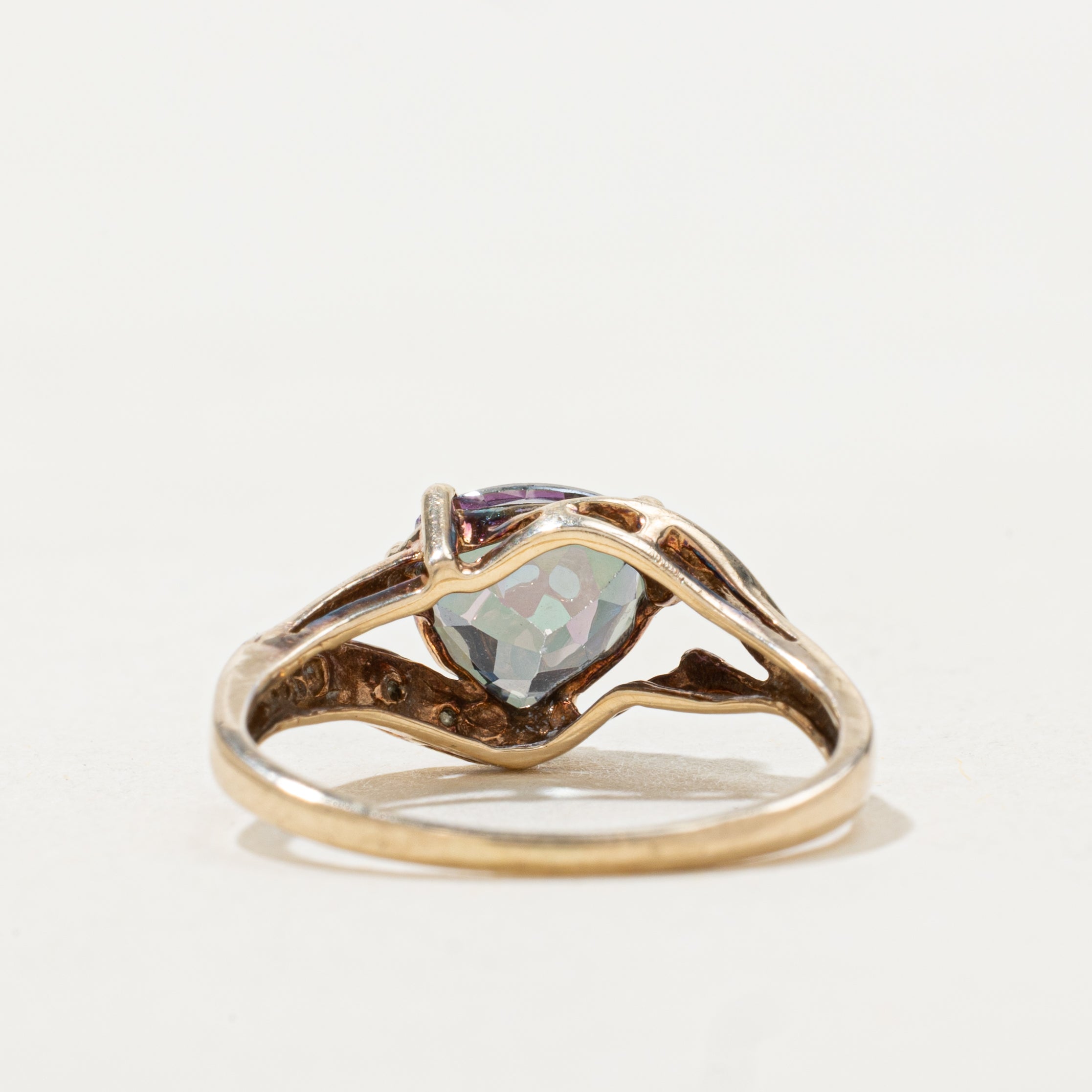 Bague en topaze mystique taille trillion et diamants | Taille 3,5