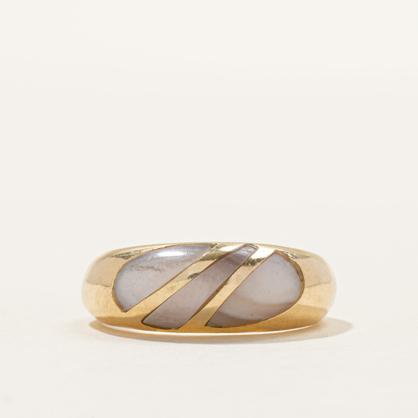 Mother of Pearl Dome Ring | SZ 6.25