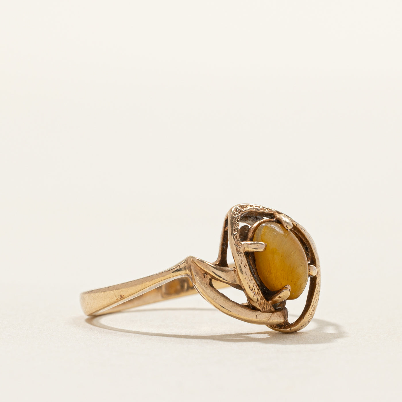 Diagonal Cabochon Tigers Eye Ring | SZ 5.25