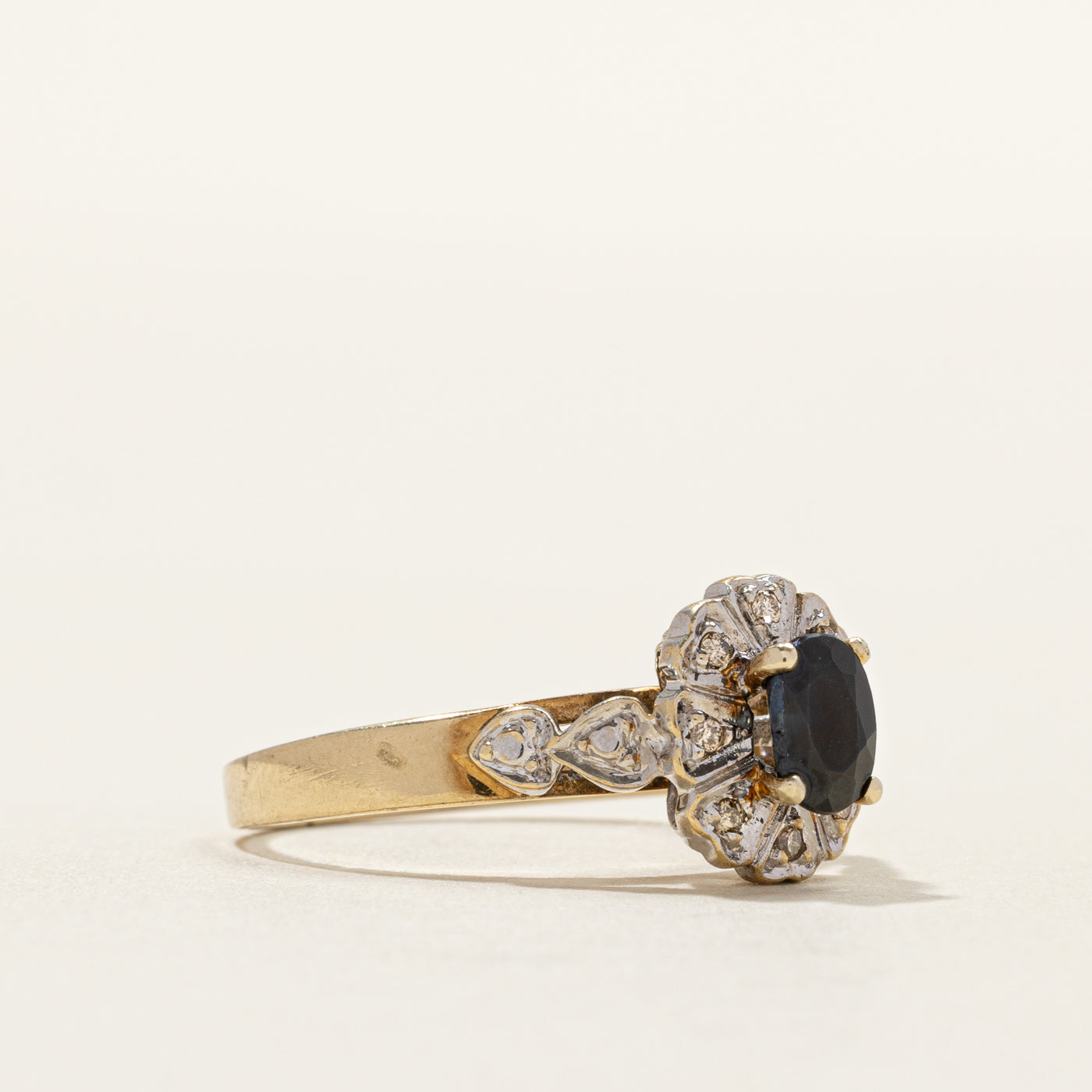 Vintage Oval Cut Sapphire & Diamond Halo Ring | 0.04ctw | SZ 6.5