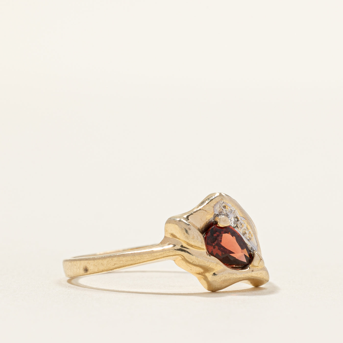 Pear Cut Garnet & Diamond Abstract Ring | 0.005ct | SZ 8