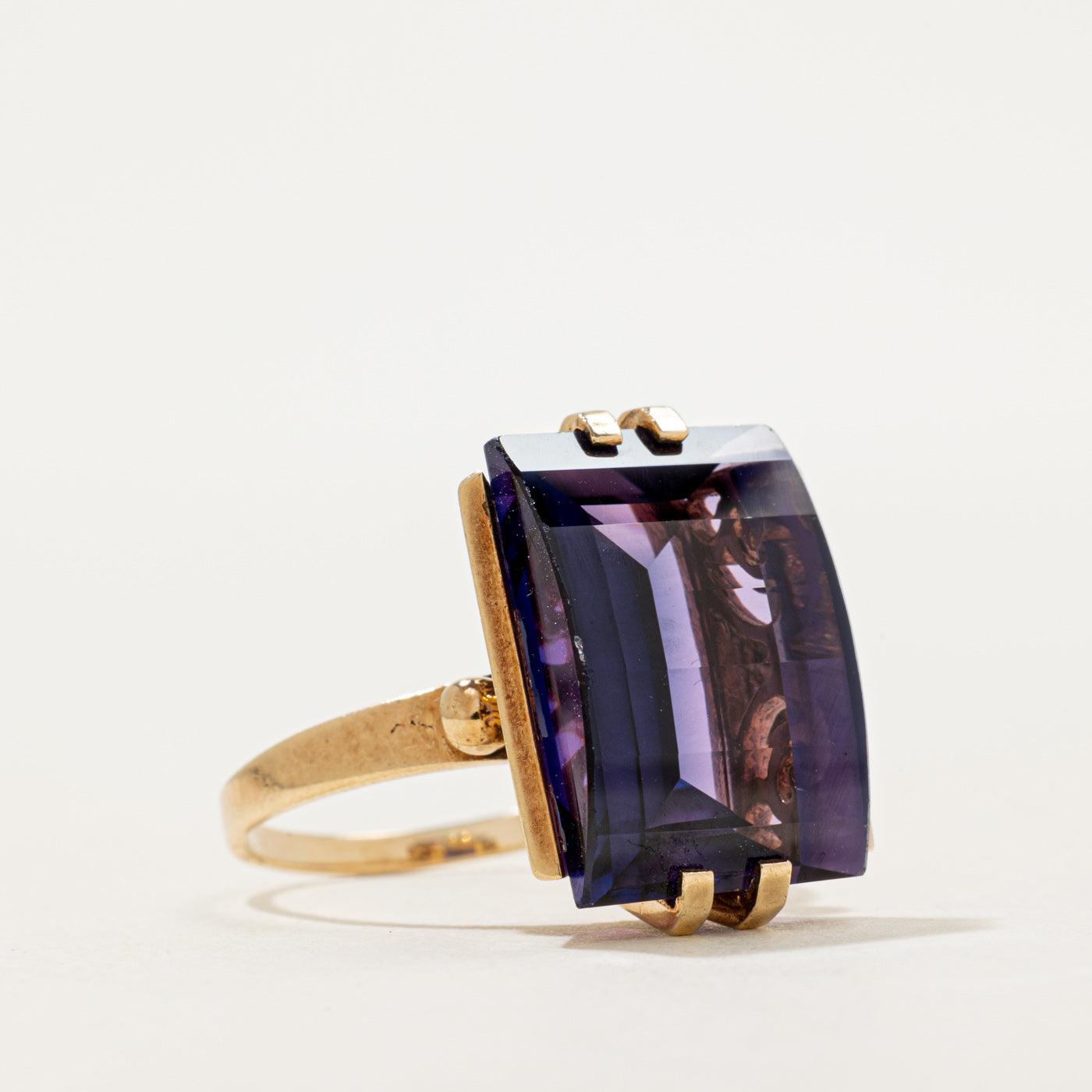 Bague cocktail en saphir synthétique à volutes | Taille 9