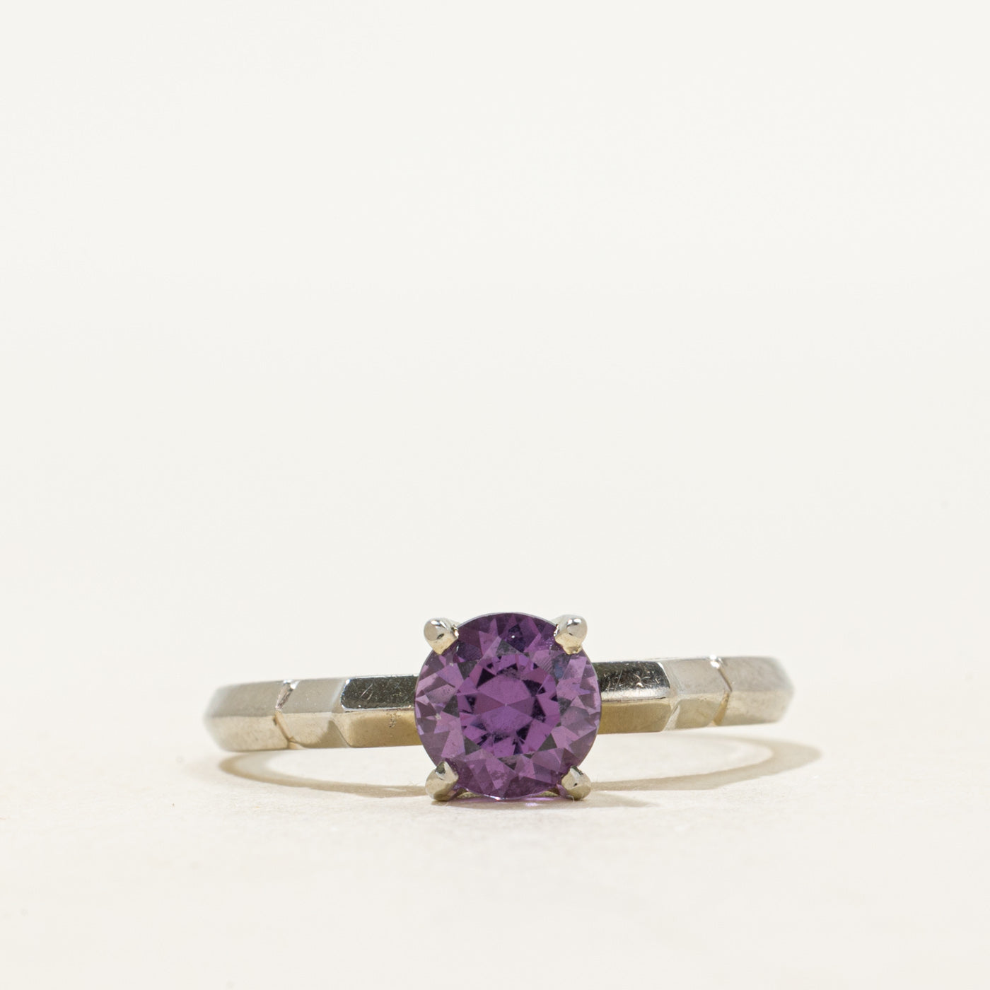 18k Solitaire Synthetic Sapphire Ring | SZ 7.5