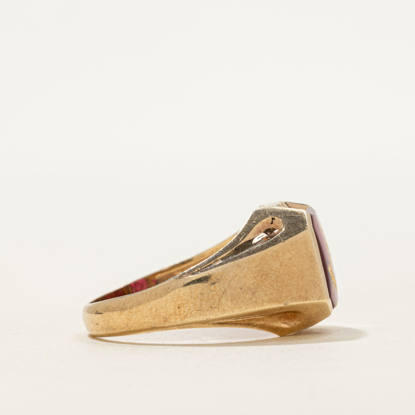 Synthetic Ruby Free Masons Crest Ring | SZ 9