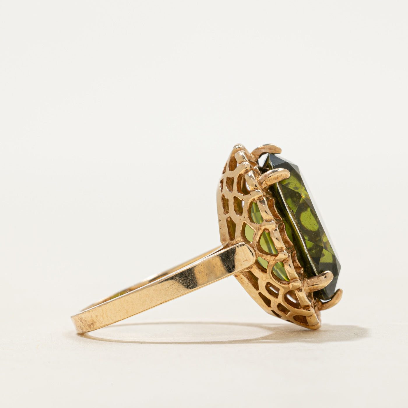 Oval Cut Synthetic Spinel Cocktail Ring | SZ 7