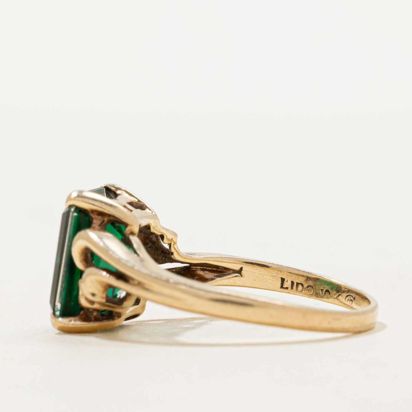 Basket Set Synthetic Spinel Cocktail Ring | SZ 7.5