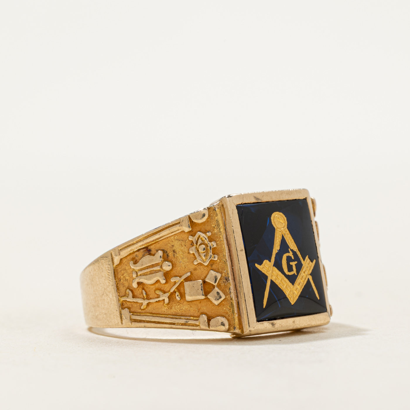 Synthetic Sapphire Free Masons Ring | SZ 10.5