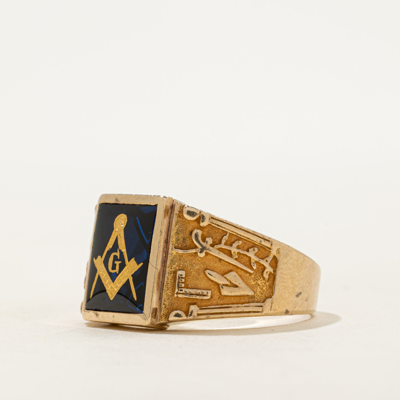 Synthetic Sapphire Free Masons Ring | SZ 10.5