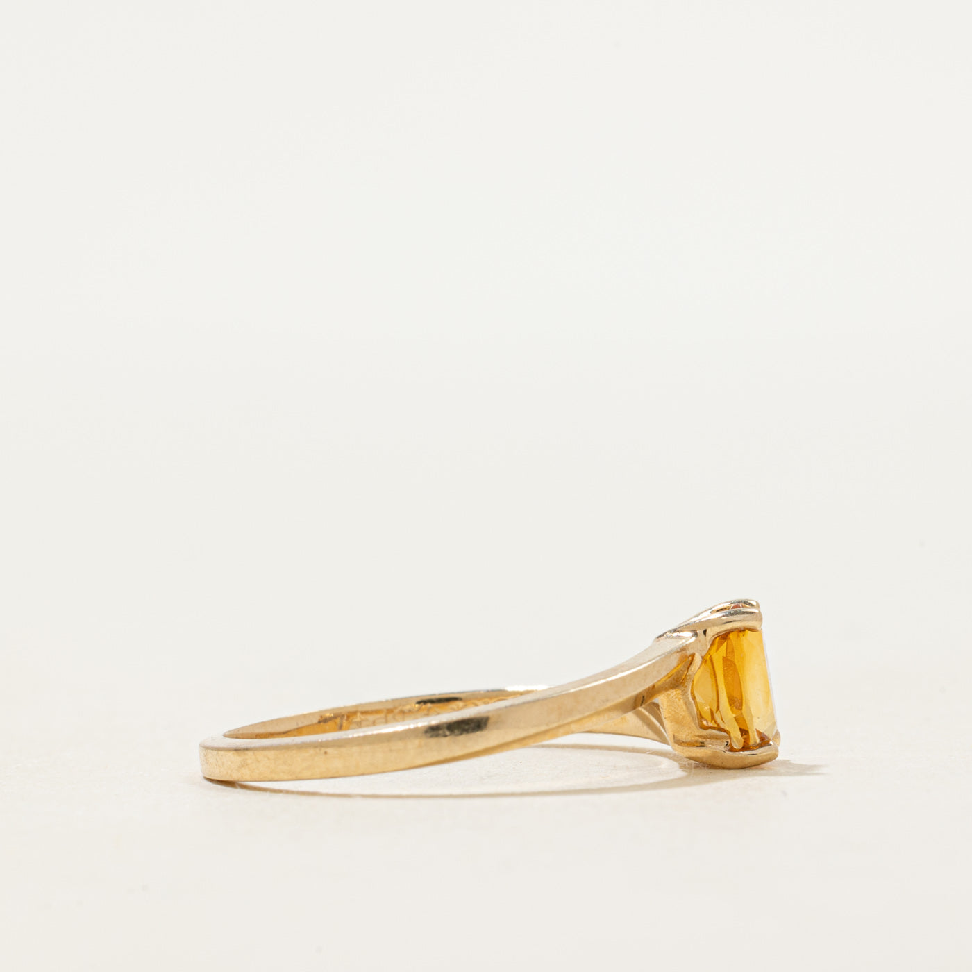 Basket Set Citrine Bypass Ring | SZ 6.25