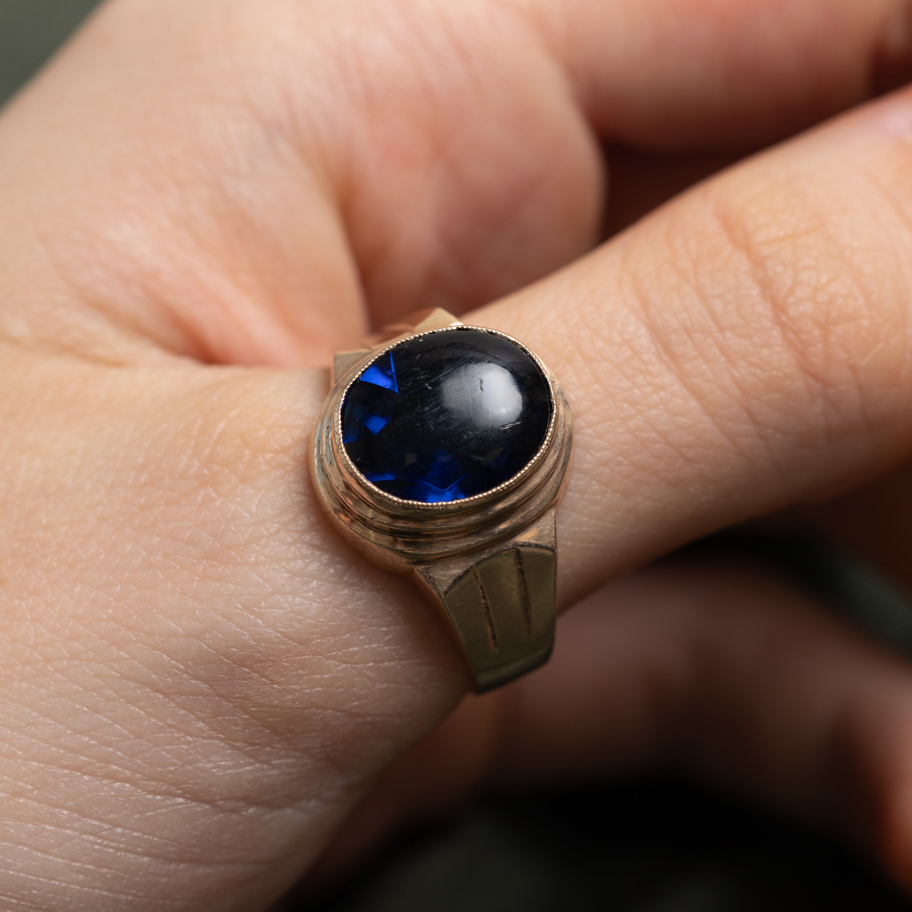 Bezel Set Oval Cut Synthetic Sapphire Ring | SZ 10.75