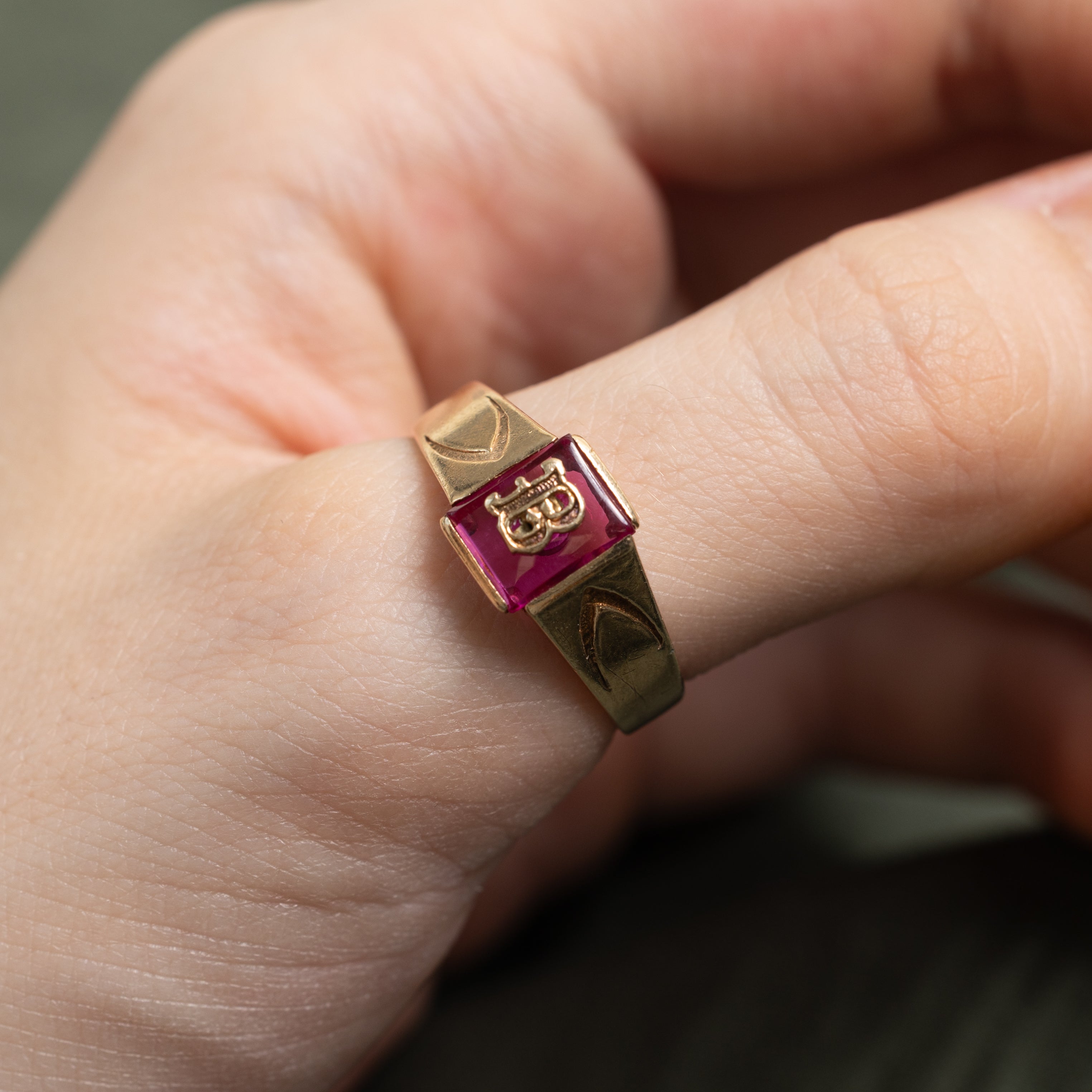 Synthetic Ruby "B" Initial Signet Ring | SZ 9.5