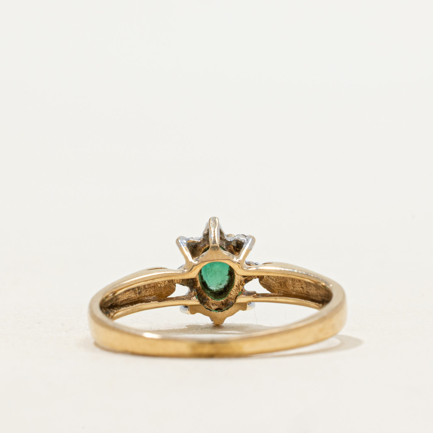 Oval Cut Emerald & Diamond Petal Ring | SZ 6