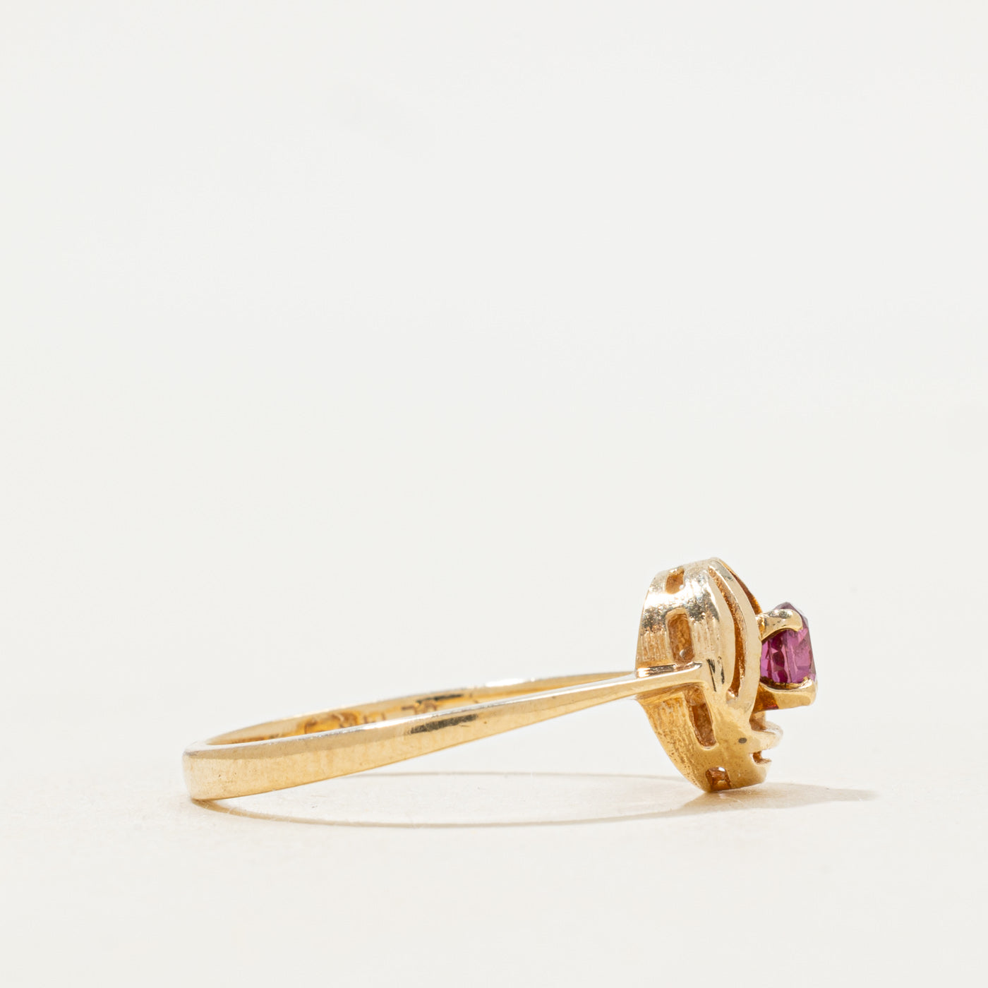 Ruby Openwork Ring | SZ 6.75