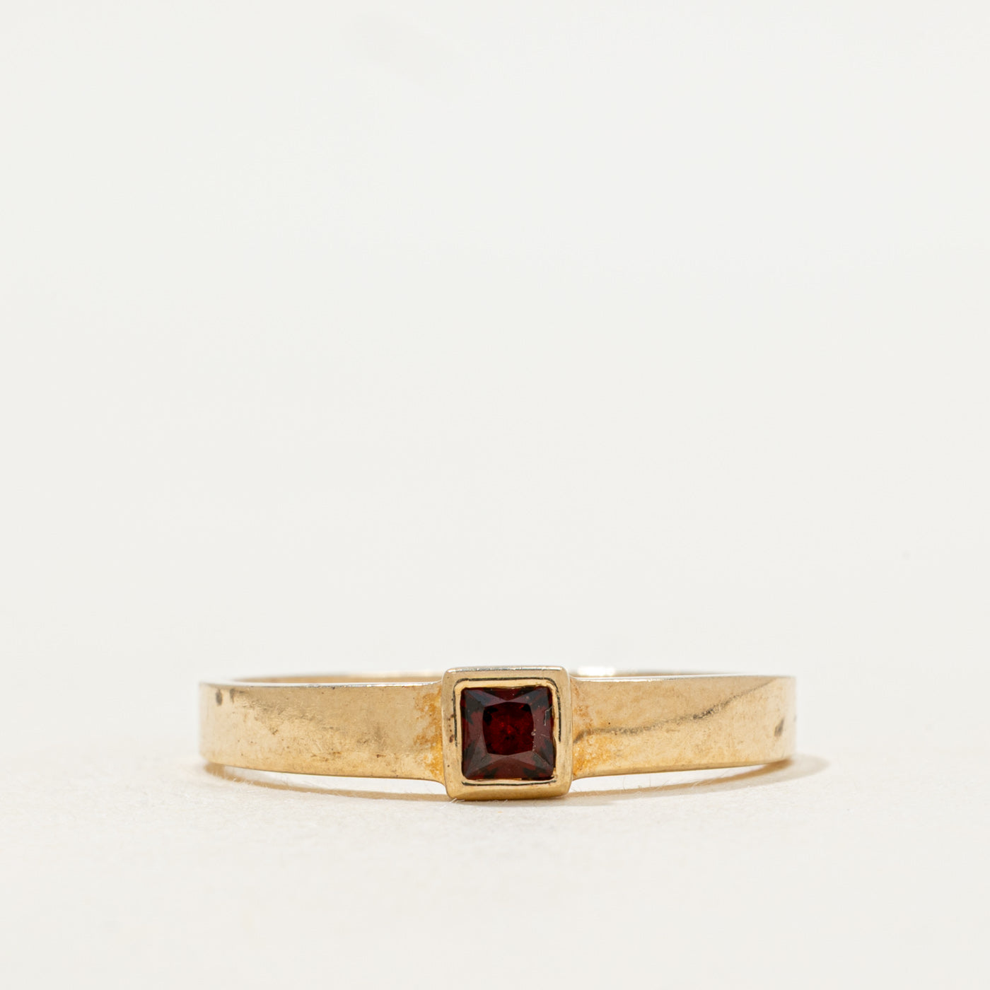 Bezel Set Princess Cut Garnet Ring | SZ 8.25
