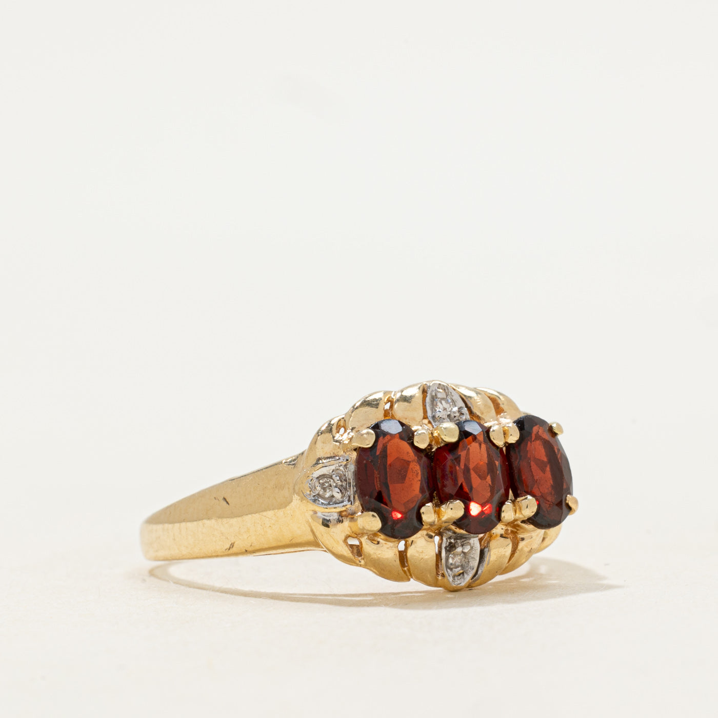 Three Stone Garnet & Diamond Grooved Ring | 1.36ctw, 0.008ct | SZ 8.25