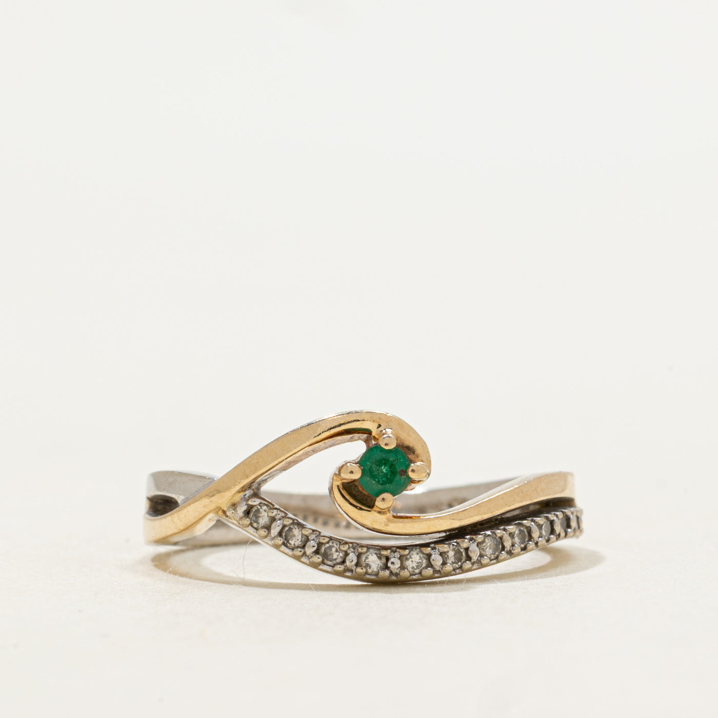 Two Tone Emerald & Diamond Bypass Ring | SZ 6.25