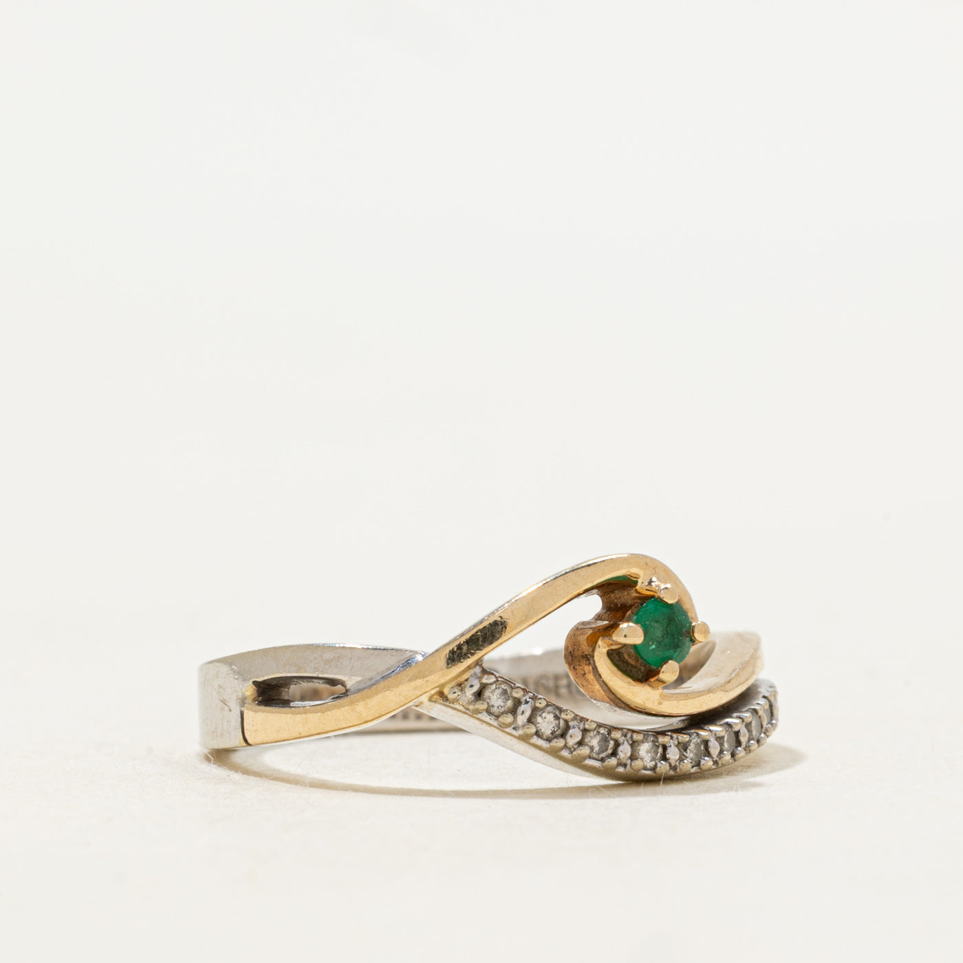 Two Tone Emerald & Diamond Bypass Ring | SZ 6.25