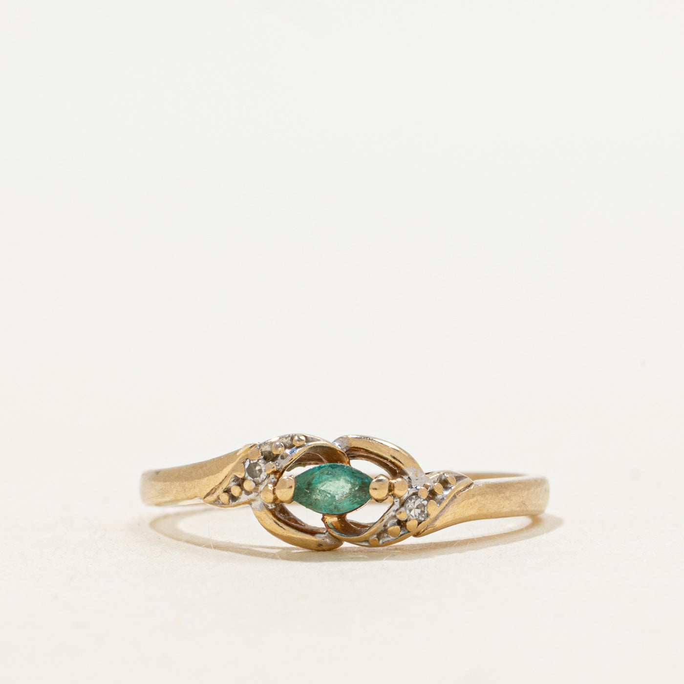 Marquise Cut Emerald & Diamond Openwork Ring | SZ 6.75