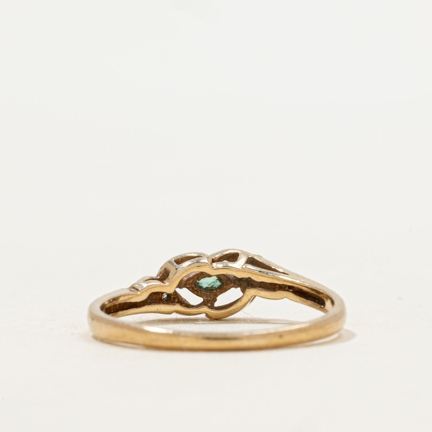 Marquise Cut Emerald & Diamond Openwork Ring | SZ 6.75