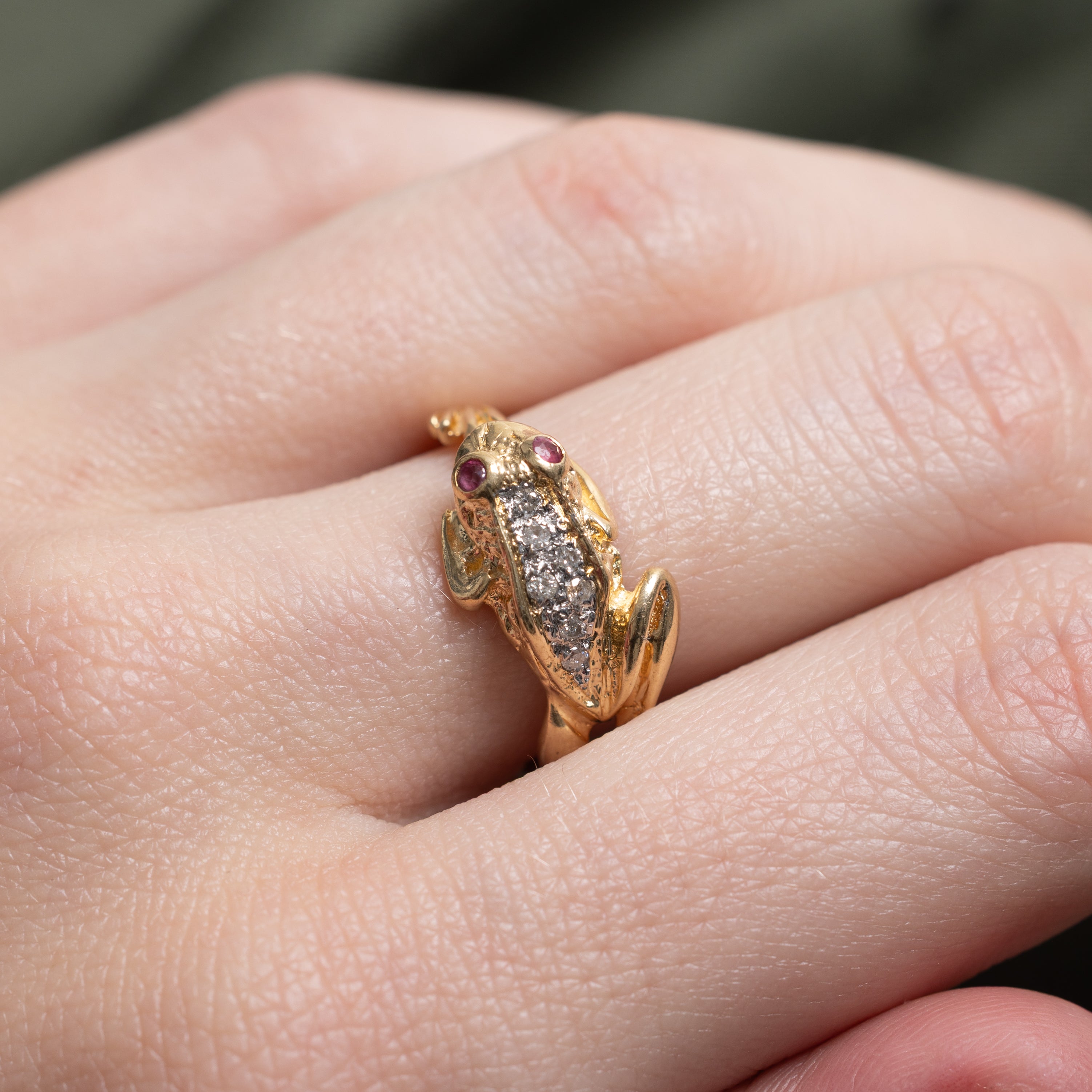 Diamond & Ruby Frog Ring | SZ 6.25