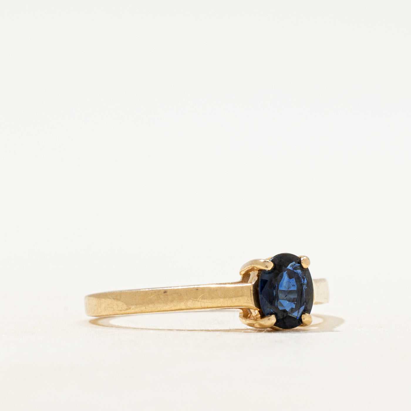 Solitaire Oval Cut Sapphire Ring | SZ 6.25