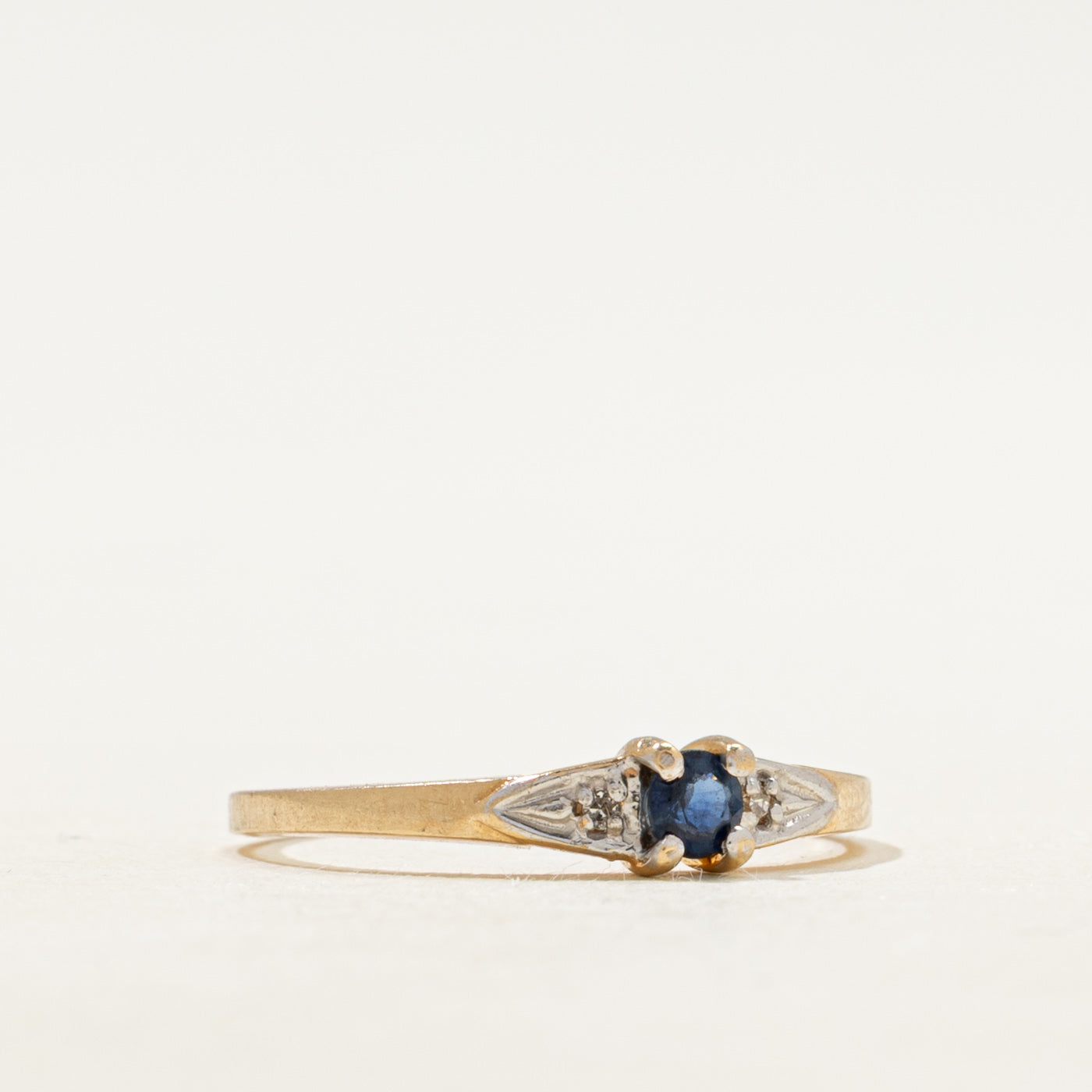 Sapphire & Diamond Petite Ring | SZ 5.5