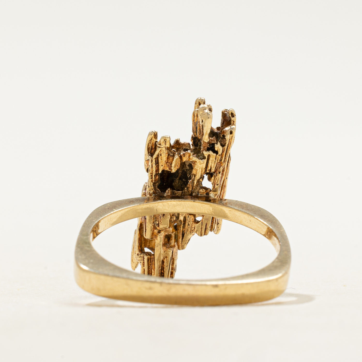 Bezel Set Synthetic Sapphire Textured Cocktail Ring | SZ 7.5