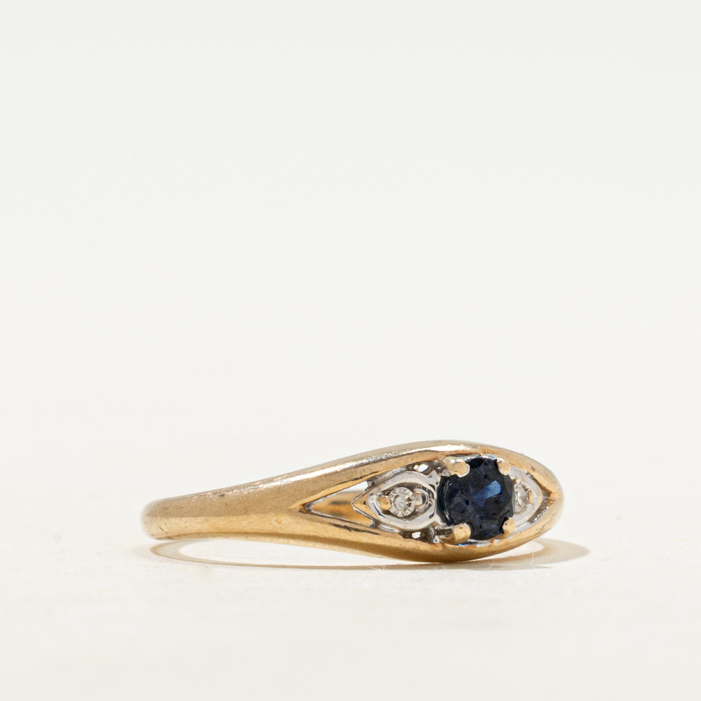 Sapphire & Diamond Openwork Tapered Ring | SZ 5.25