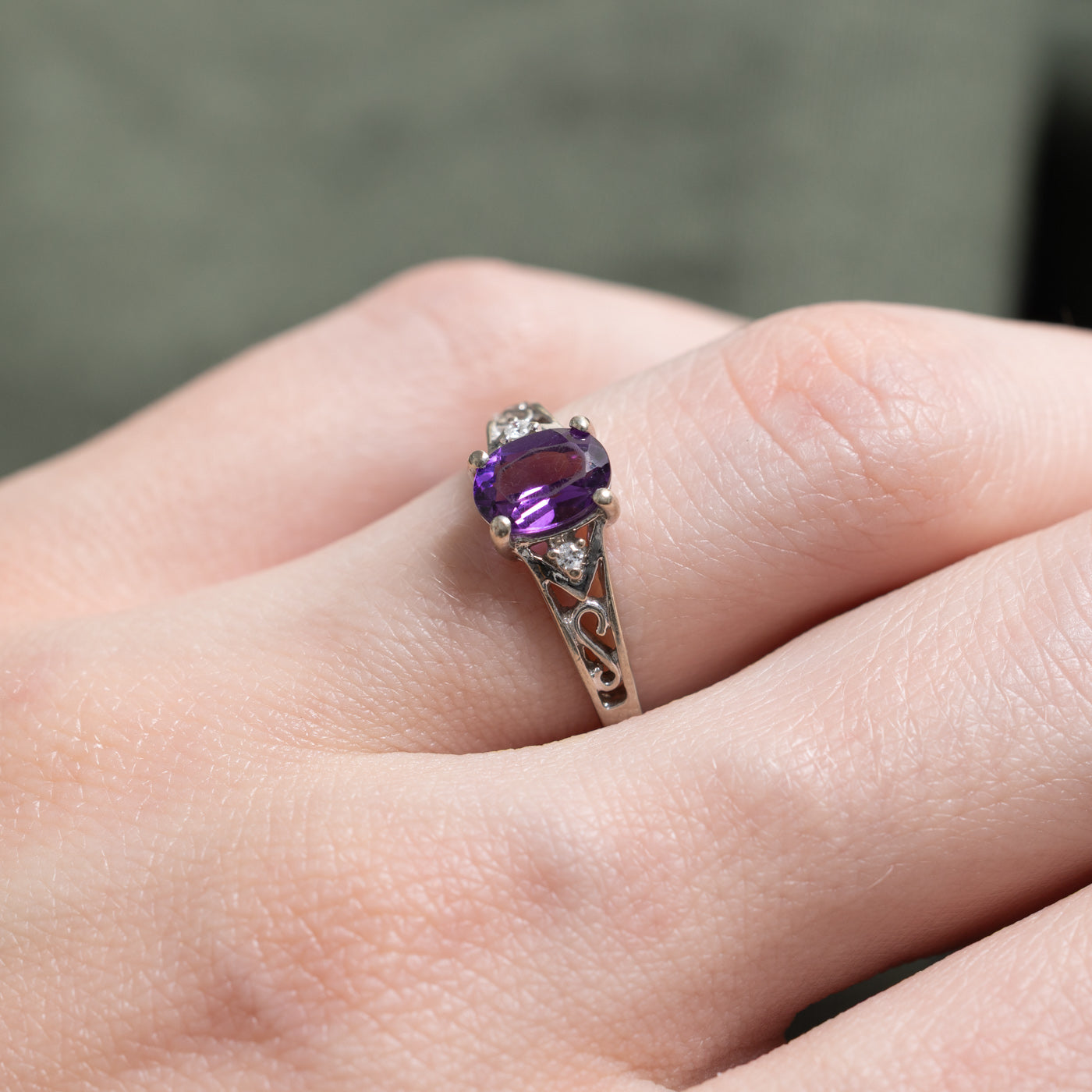 Amethyst & Diamond Scrollwork Ring | 0.6ct, 0.02ctw | SZ 5.5 |