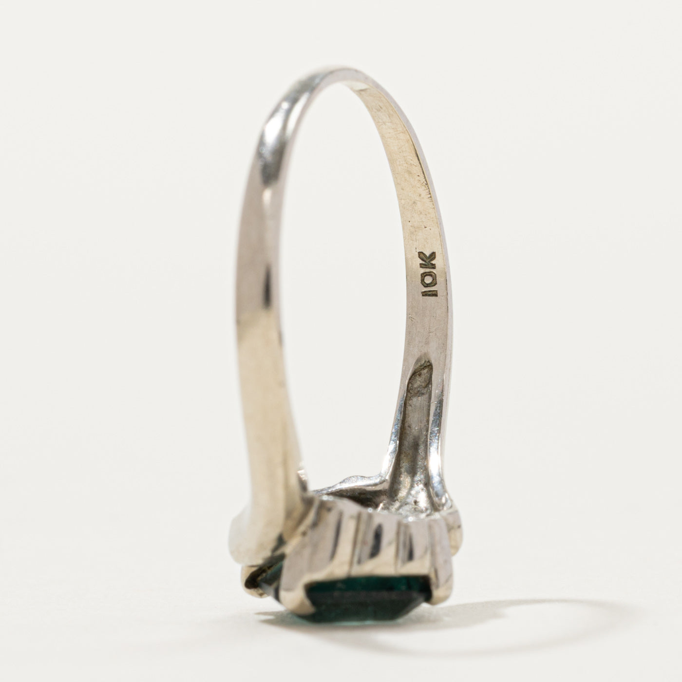 10k Solitaire Glass Bypass Ring | SZ 7
