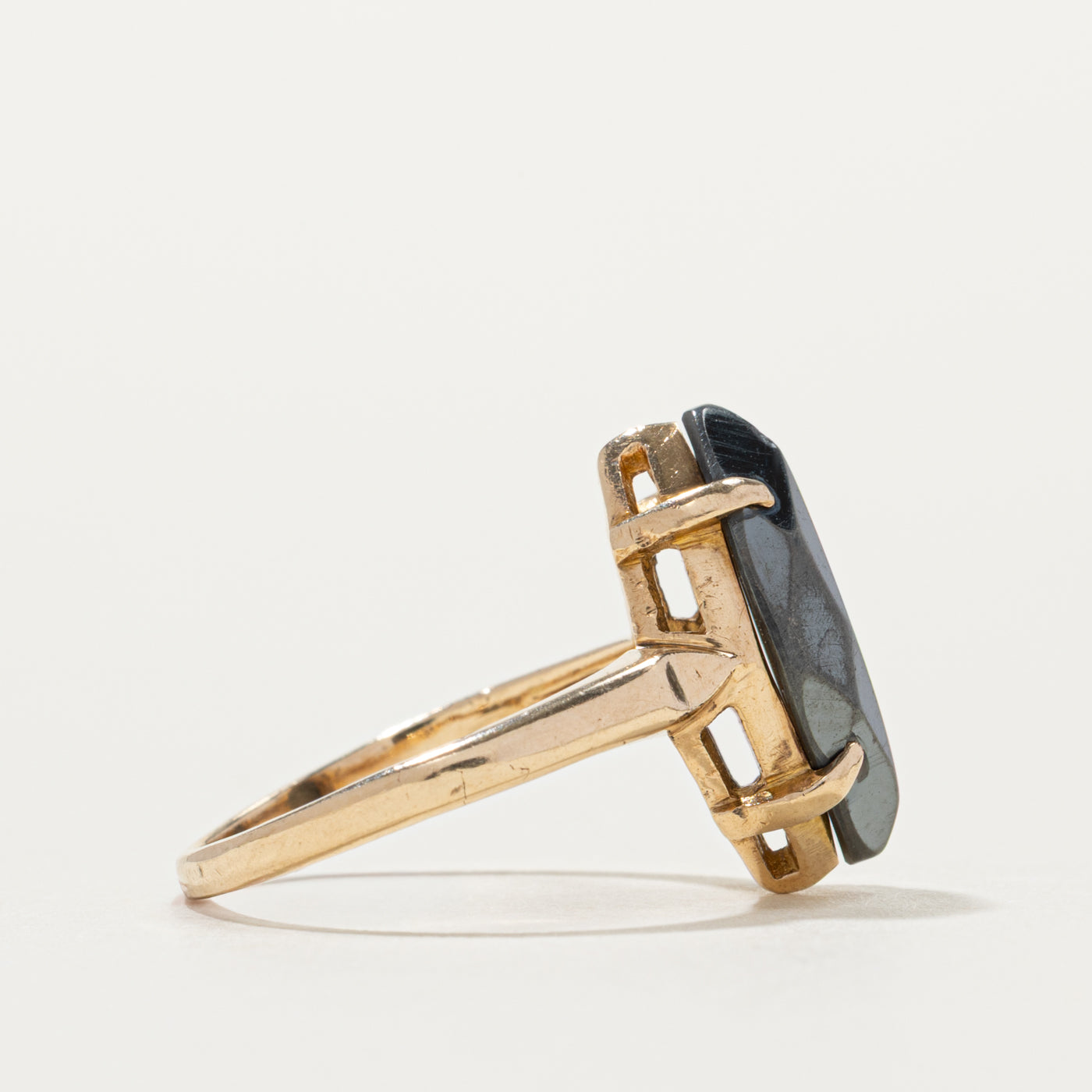 10k Marquise Cut Solitaire Hematite Ring | SZ 4.5