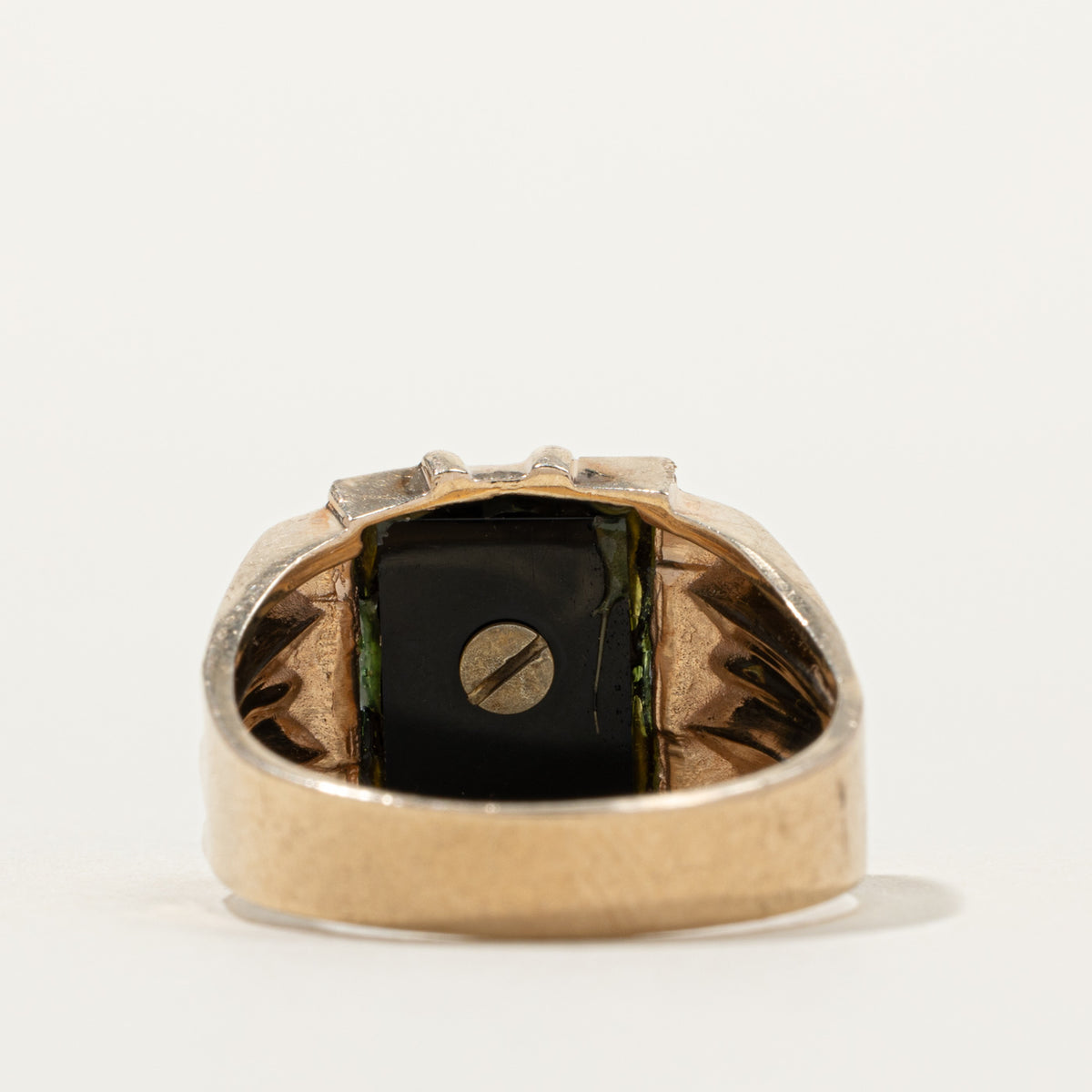 10k Onyx "E" Initial Grooved Signet Ring | SZ 9