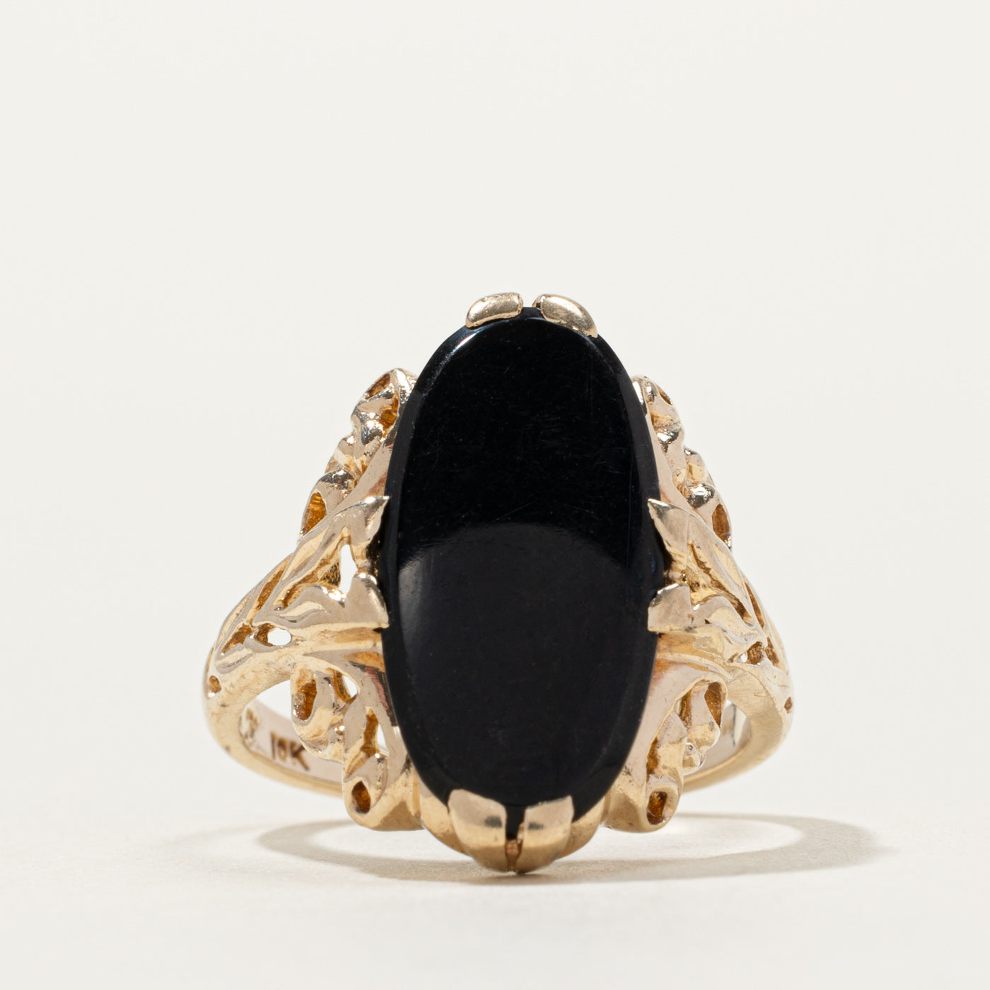 10k Onyx Floral Openwork Cocktail Ring | SZ 6