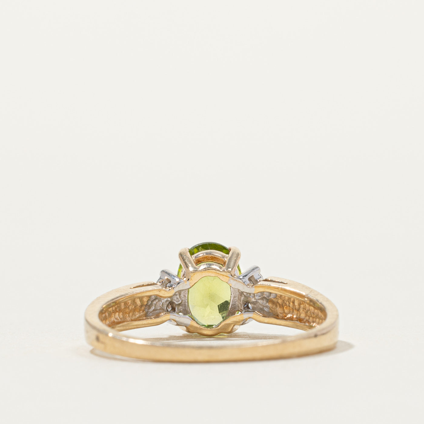 10k Peridot & Diamond Accented Grooved Ring | SZ 6