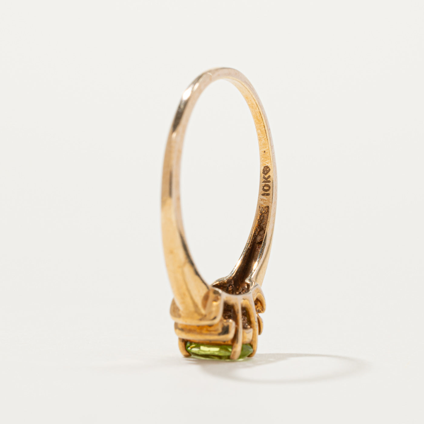 10k Peridot & Channel Set Diamond Accented Ring | SZ 6.75