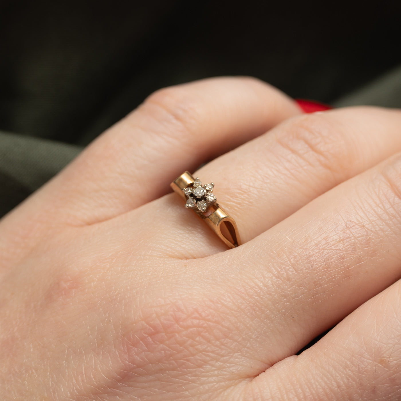 10k Diamond Petal Cluster Ring | SZ 4.75
