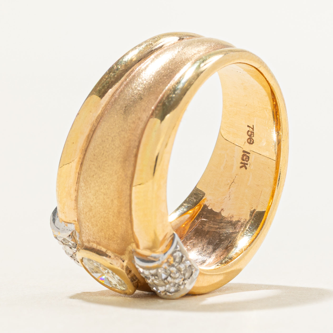18k Bezel Set Diamond Grooved Chunky Ring | 0.26 SI1 H/I, 0.21ctw | SZ 6.25
