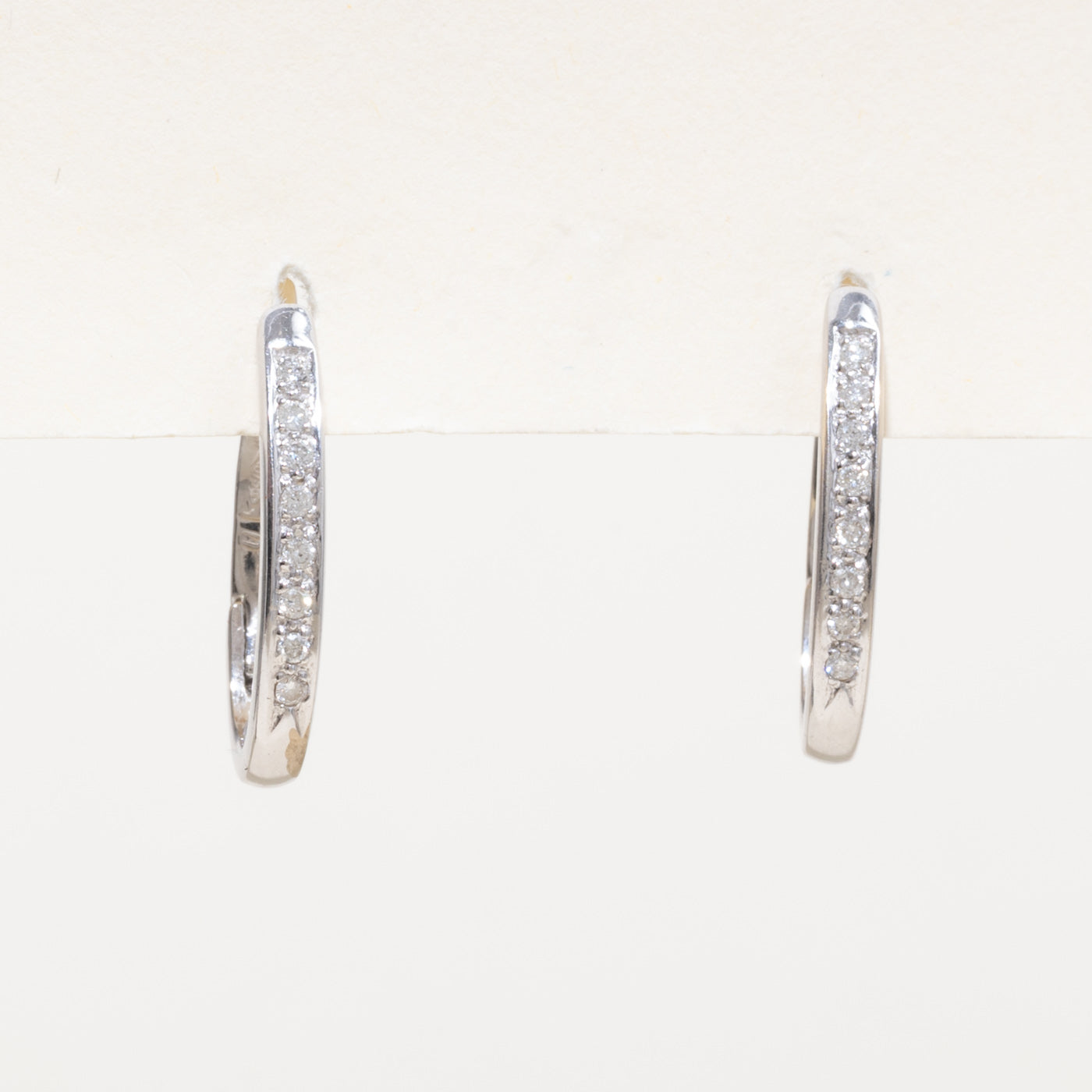 ***Boucles d'oreilles en or 18 carats 4293-67