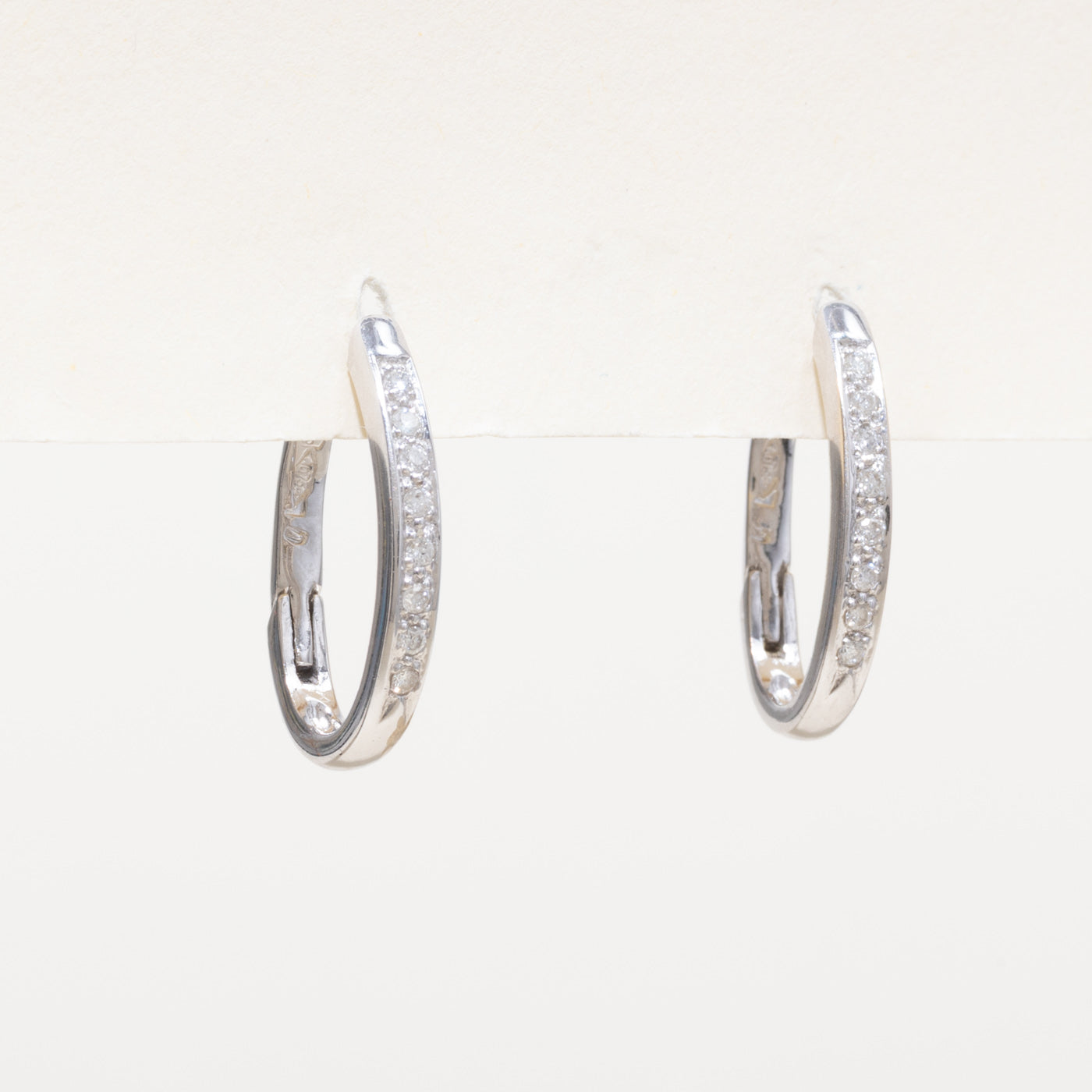 18k White Gold Diamond Hoops | 0.16ctw