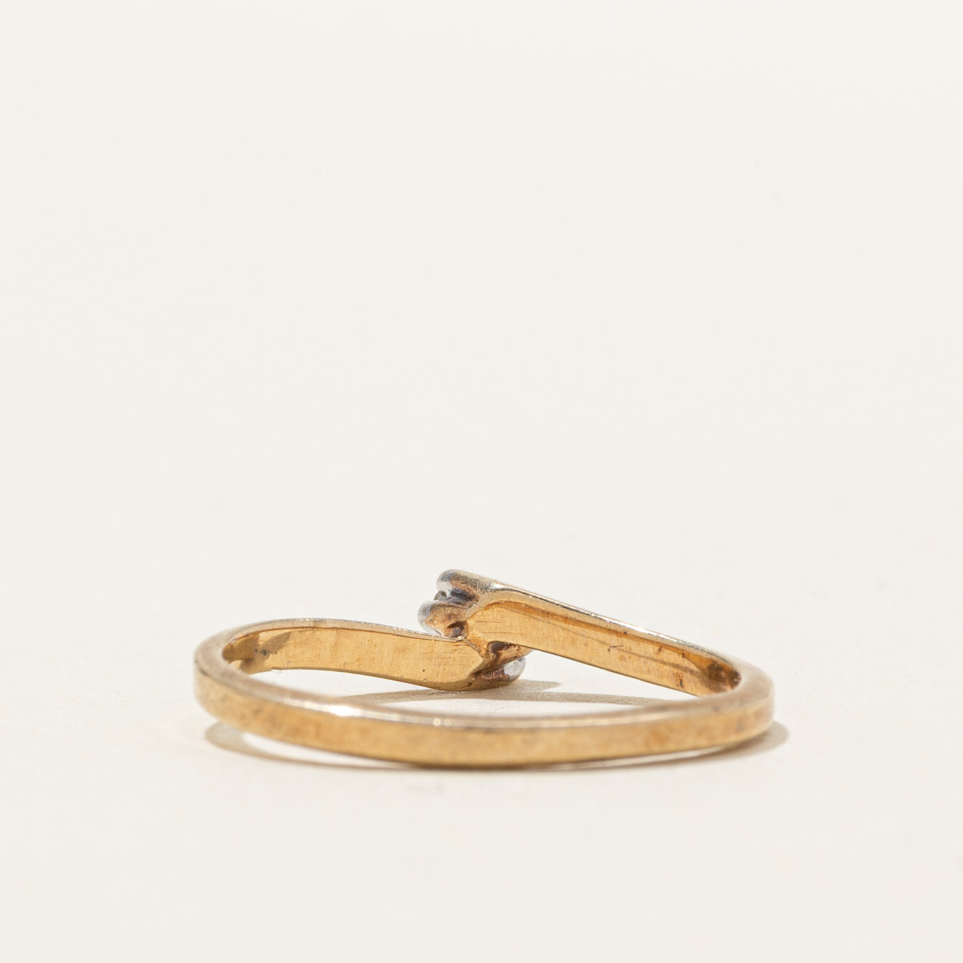 10K Diamond Petite Bypass Ring | SZ 6.25