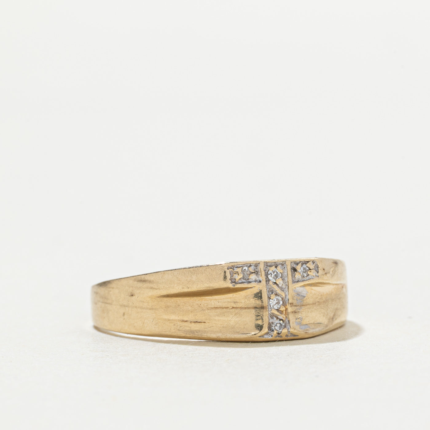 10k Diamond "T" Initial Ring | SZ 7