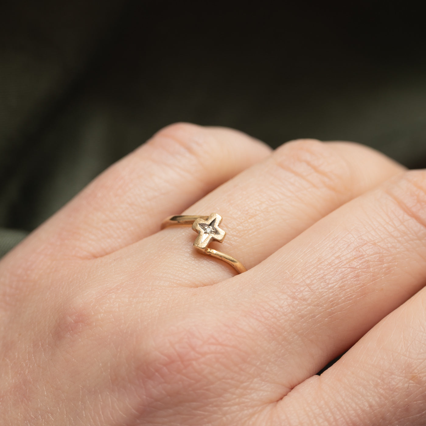 10k Diamond Cross Bypass Ring | SZ 6