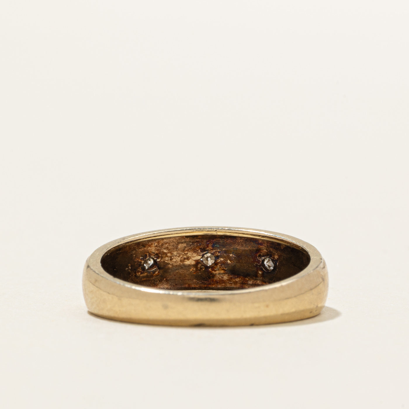 10K Three Stone Star Set Diamond Band | SZ 6.25