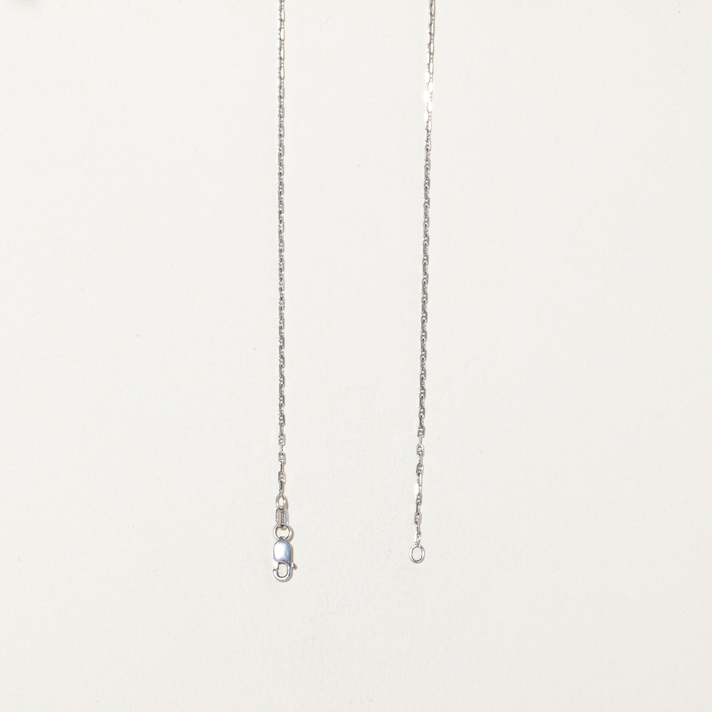 Collier pendentif trois diamants en or blanc 10 carats | 0,24 ct | 51 cm